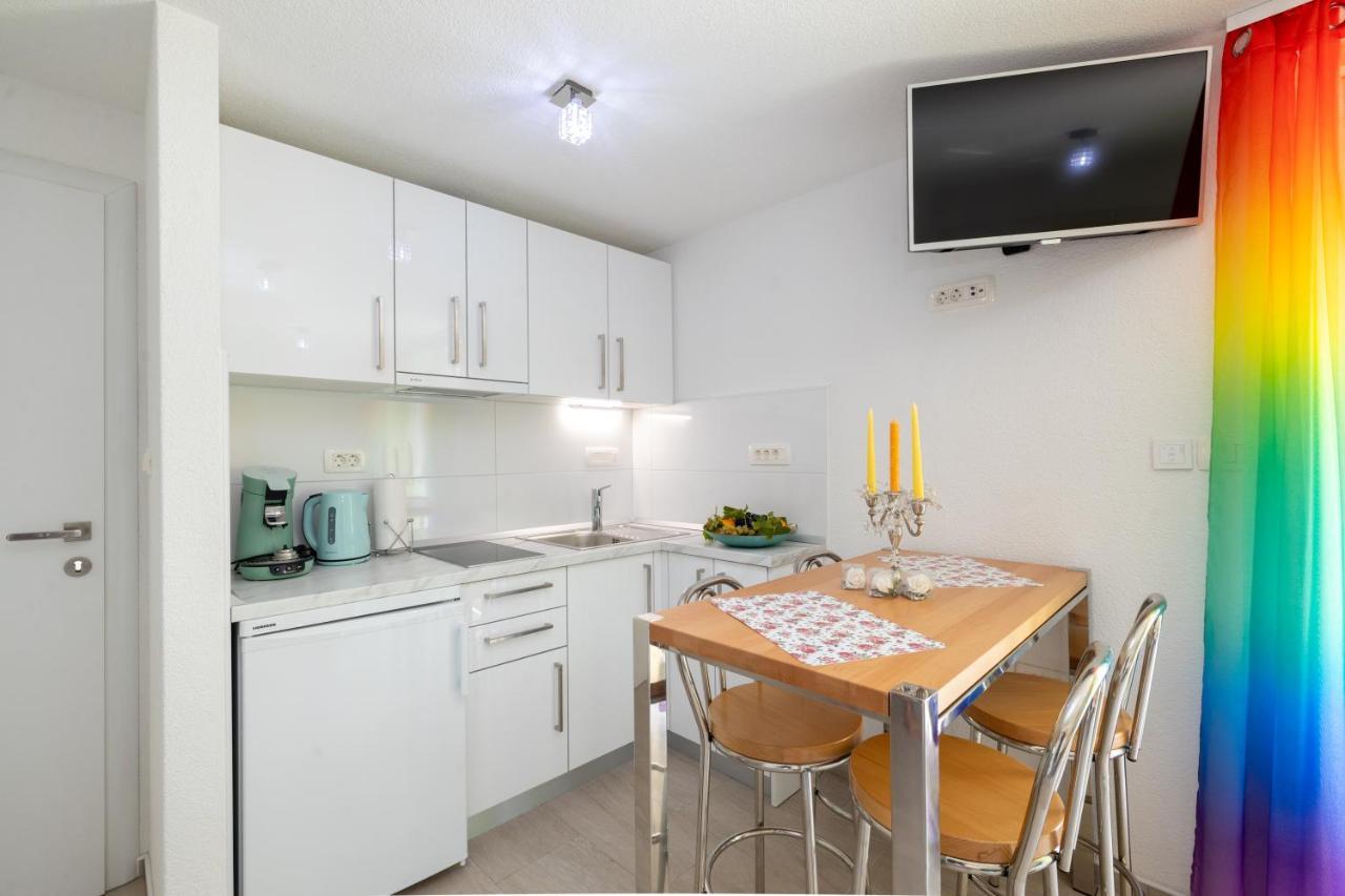 Apartmani Soldan マカルスカ エクステリア 写真