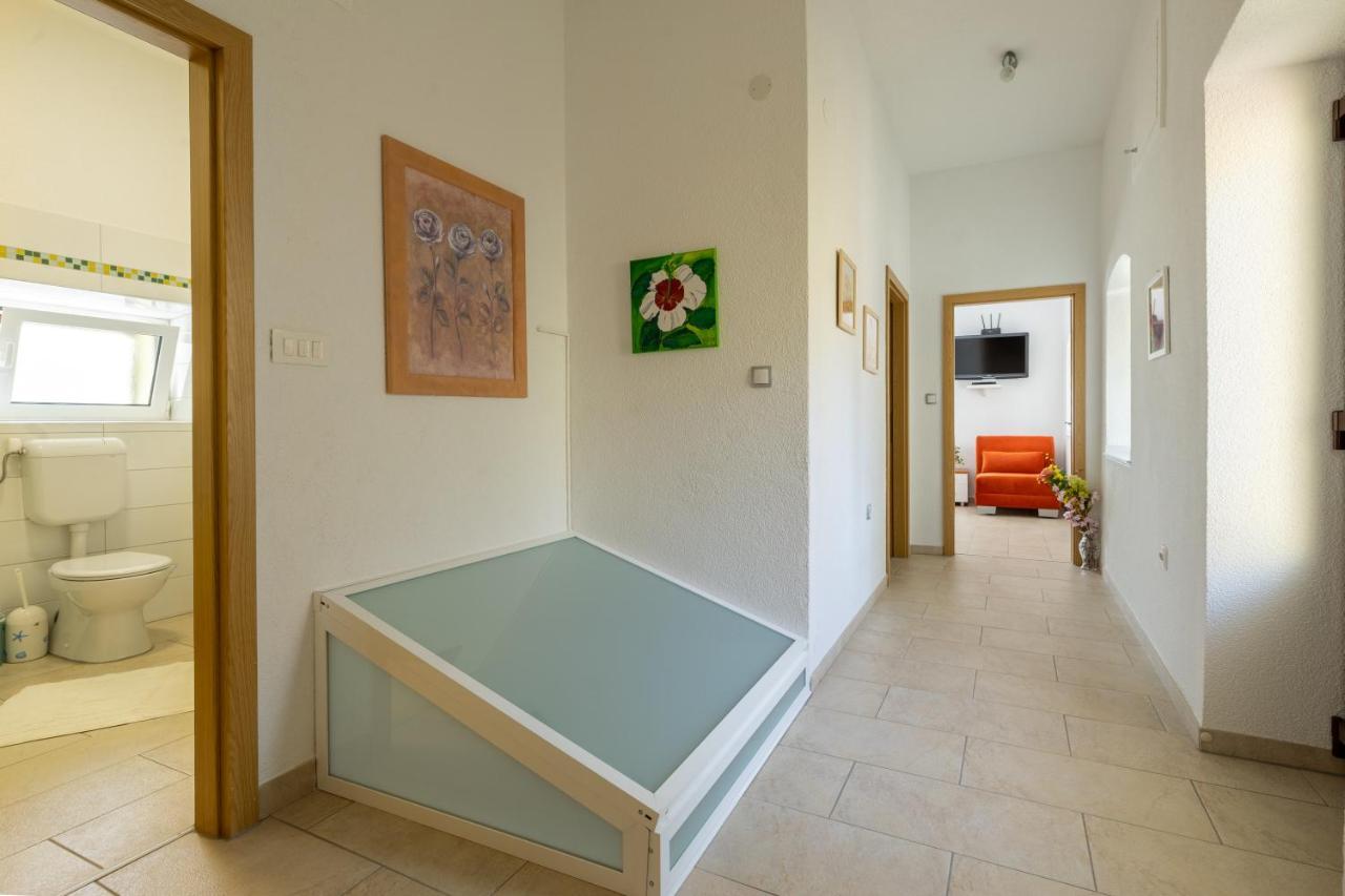 Apartmani Soldan マカルスカ エクステリア 写真
