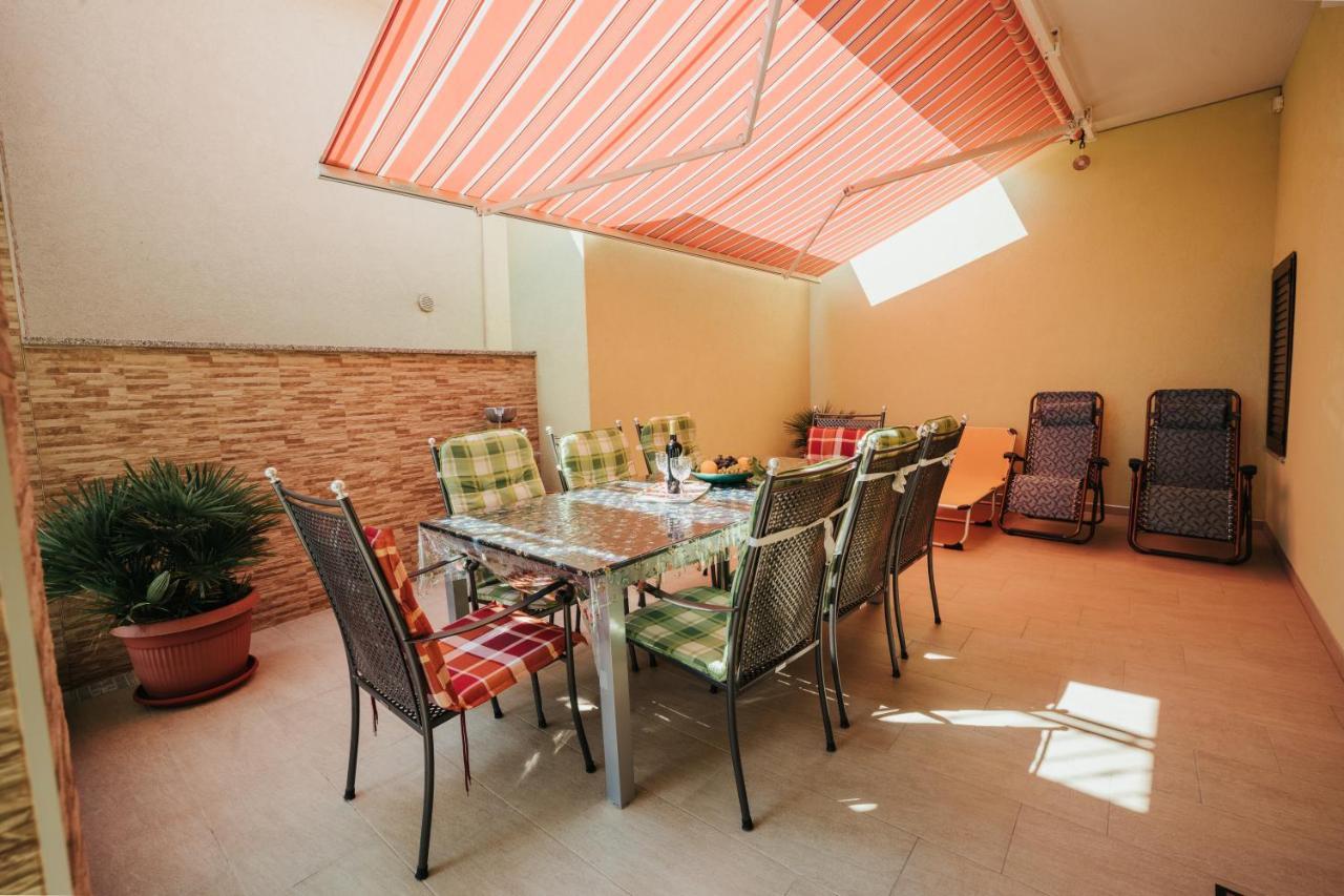Apartmani Soldan マカルスカ エクステリア 写真